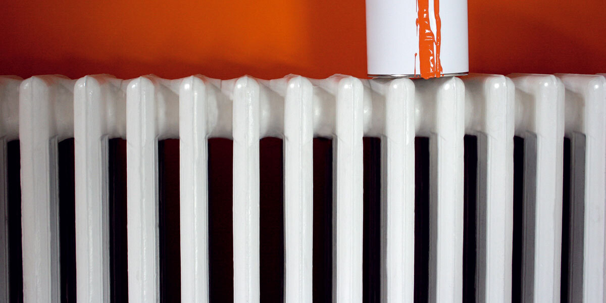 paint-can-on-radiator