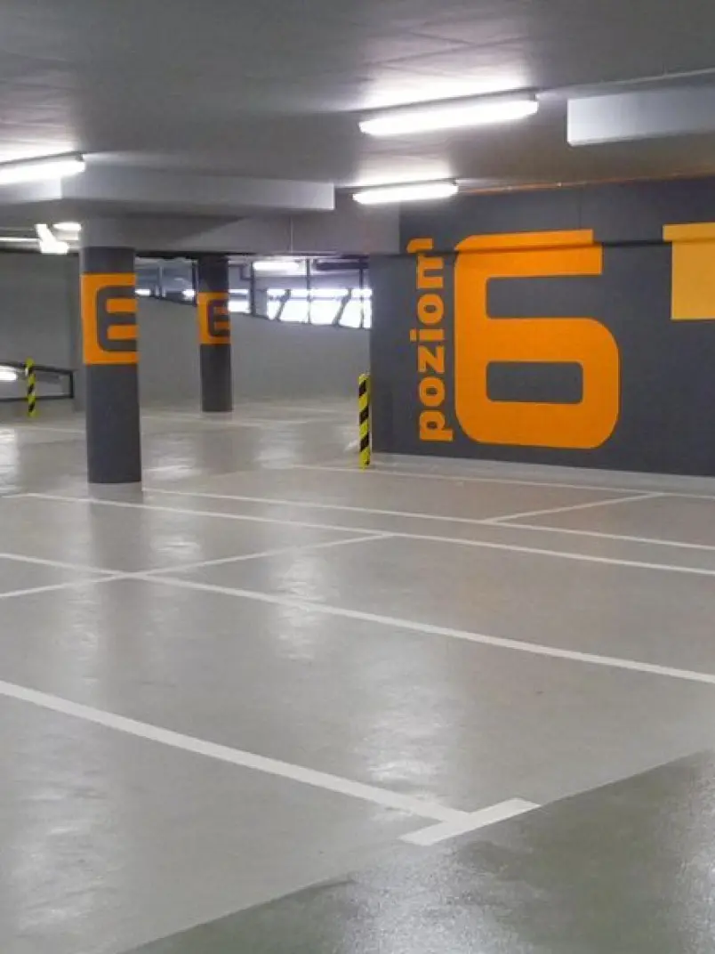 Solutions for concrete floors