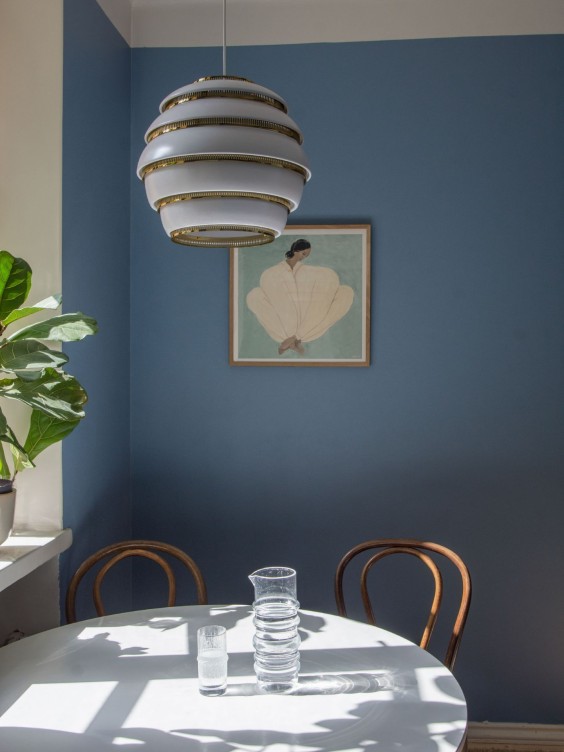 blue colour walls in dinning room