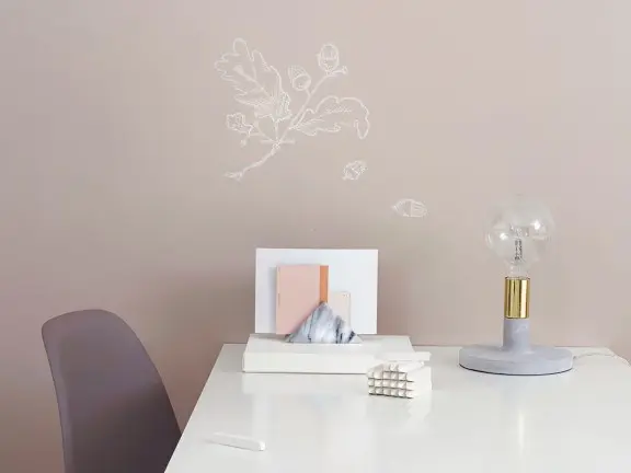 Express yourself with the blackboard paint