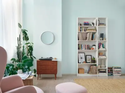 Green livingroom wall