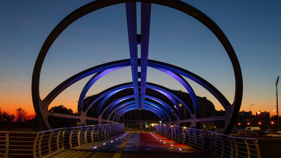 Smart and colourful pedestrian bridge attracts attention with its futuristic form