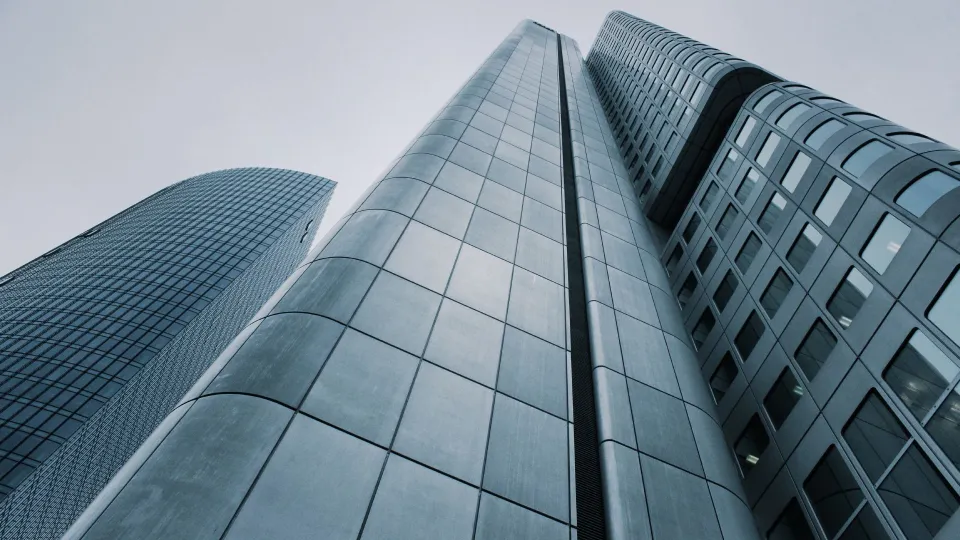 Tall commercial building