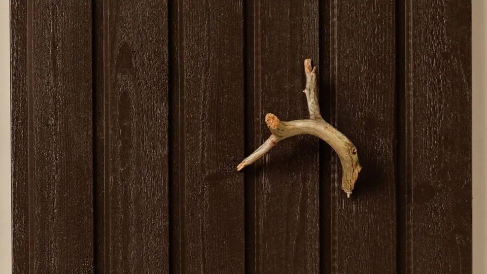 brown facade colour Q707