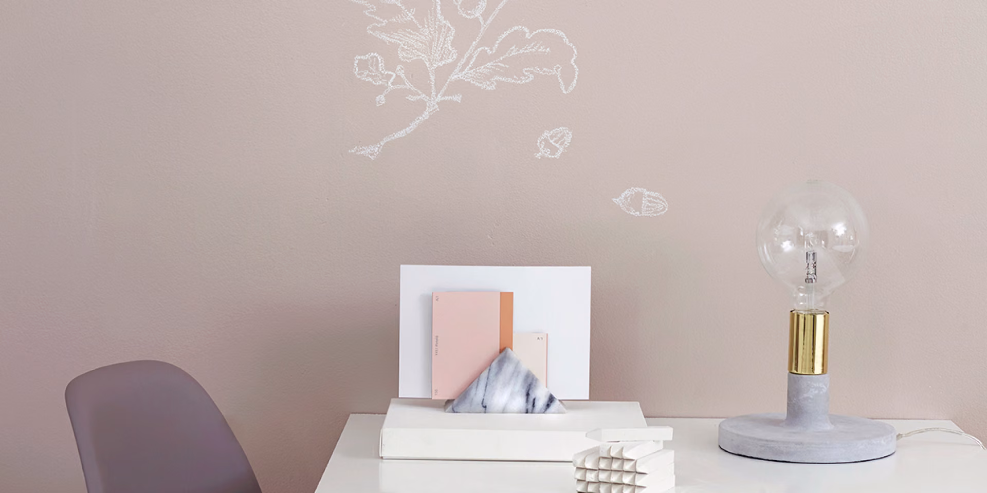 Working space with liitu paint