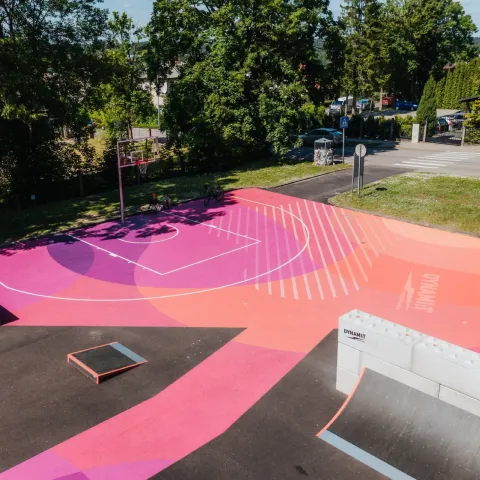 Renovated Cēsis skate park draws in young people with its pink and violet tones