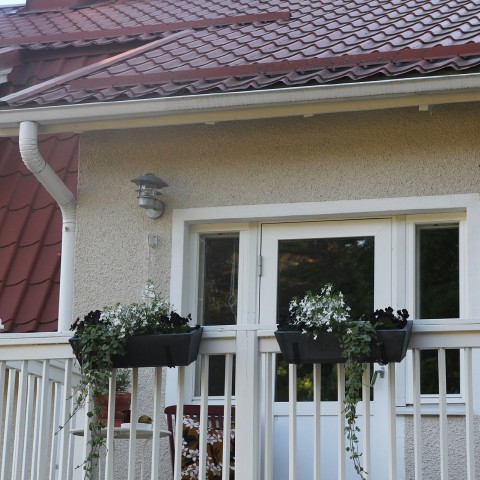 painting balcony rails and entrance 