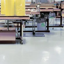 Coatings and screeds for very heavy abrasion