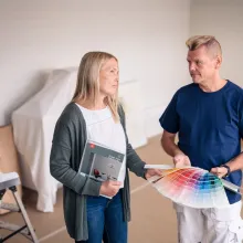 Pro club painter and customer