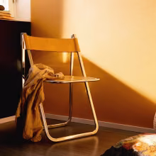bright yellow wall in contrast to dark wall
