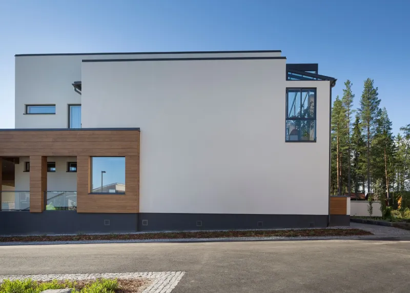 Painting mineral facades | Tikkurila