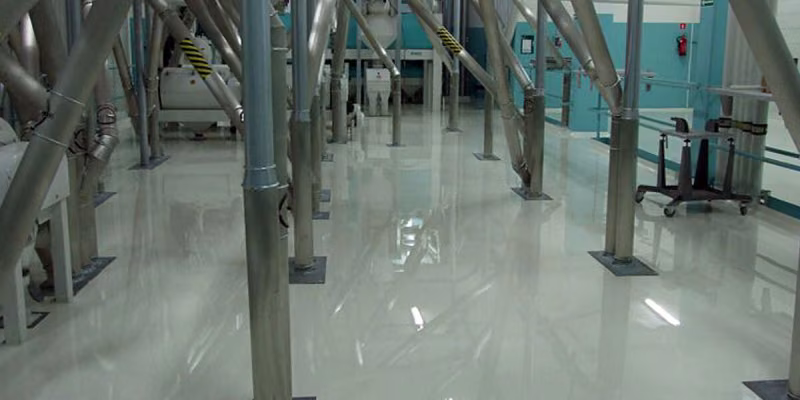 Coatings and screeds for very heavy abrasion